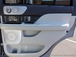2024 Navigator Thumbnail 23