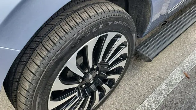 2024 Lincoln Navigator Black Label