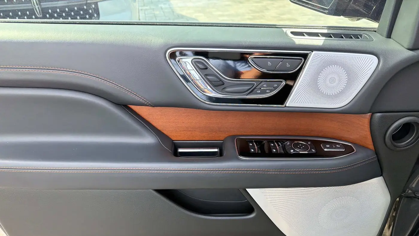 2024 Lincoln Navigator Black Label