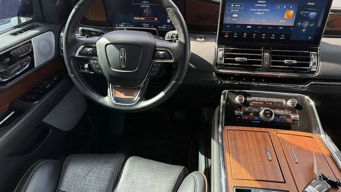 2024 Lincoln Navigator Black Label