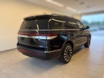 2024 Navigator Thumbnail 2