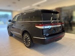 2024 Navigator Thumbnail 3