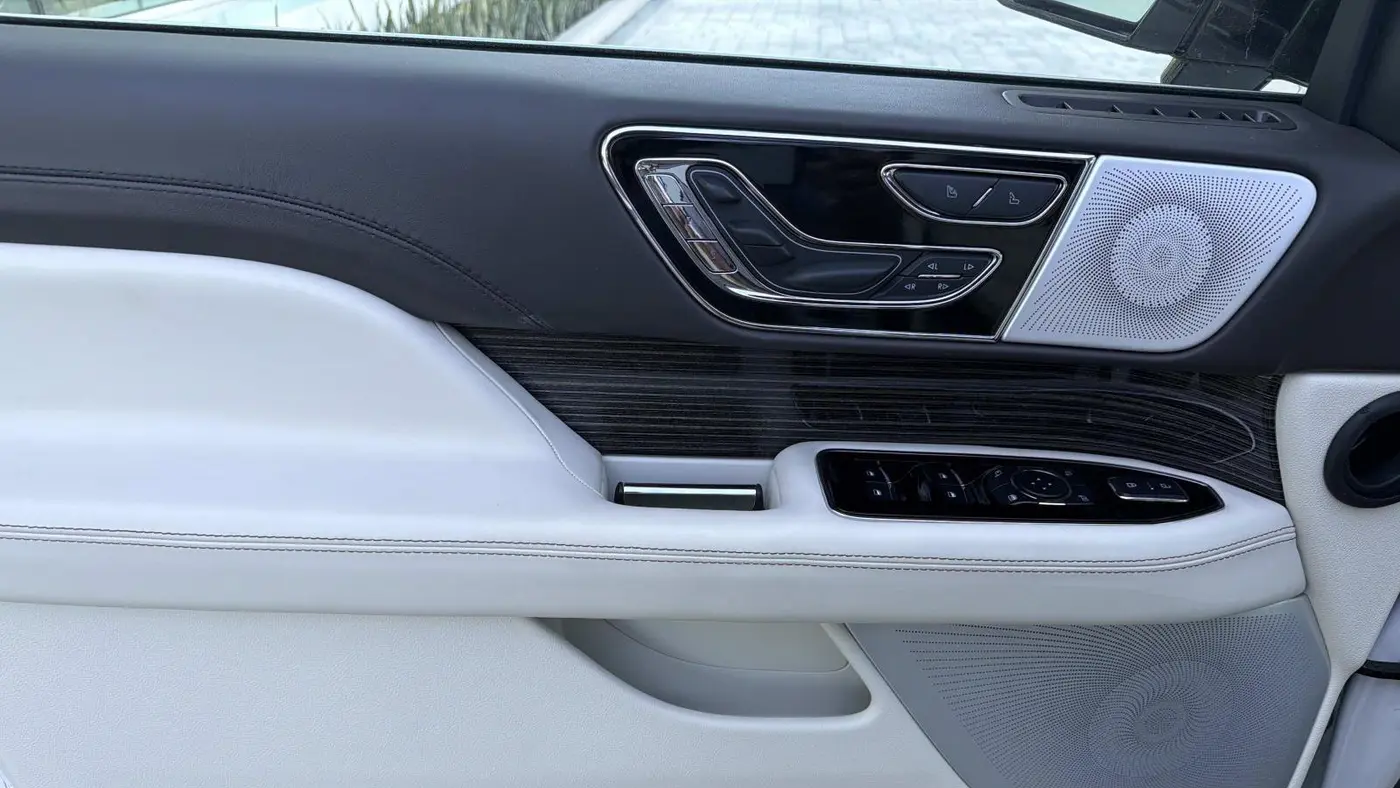 2024 Lincoln Navigator Black Label