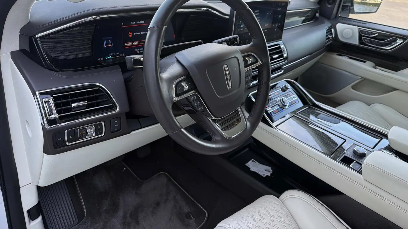 2024 Lincoln Navigator Black Label