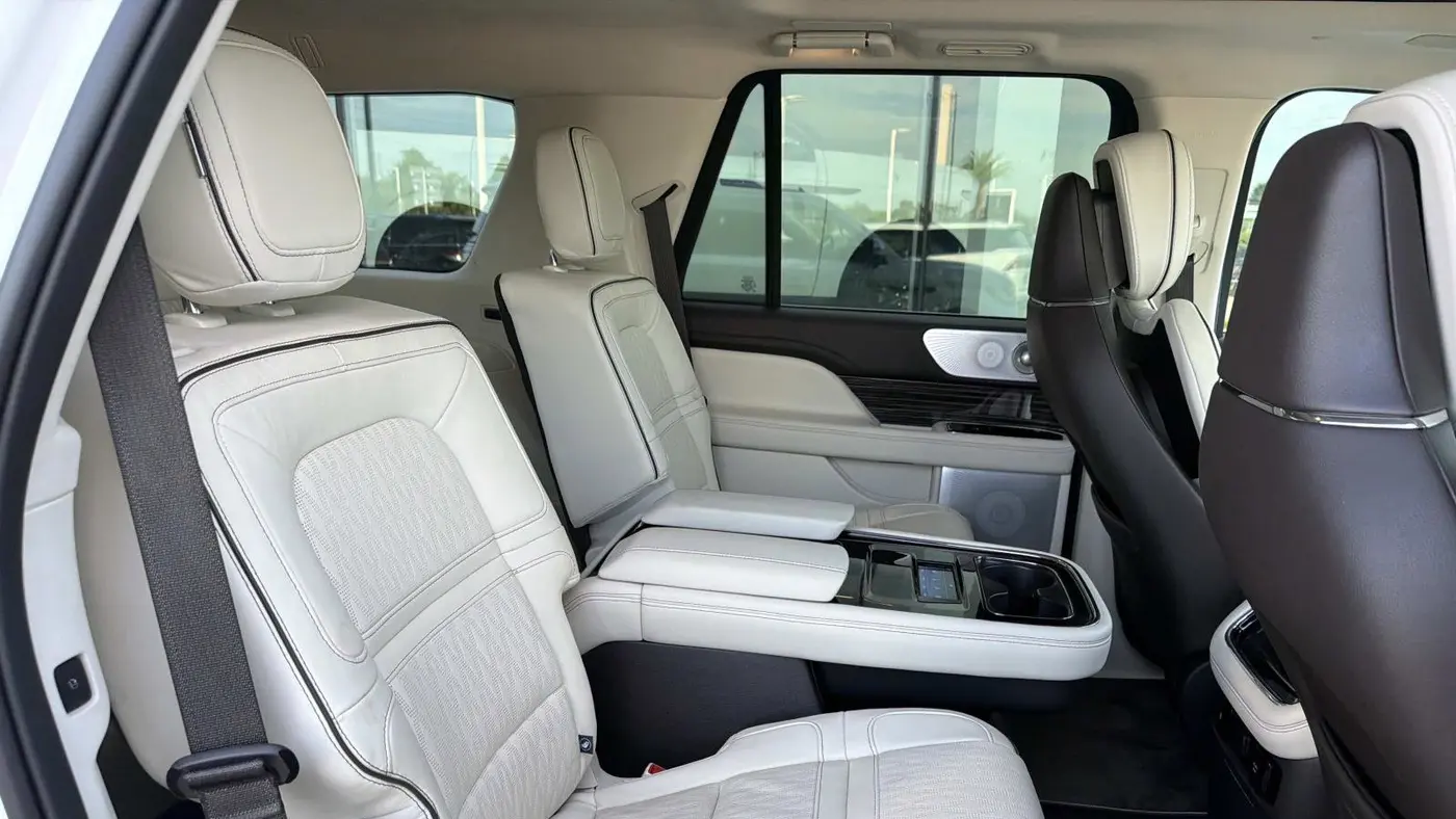 2024 Lincoln Navigator Black Label