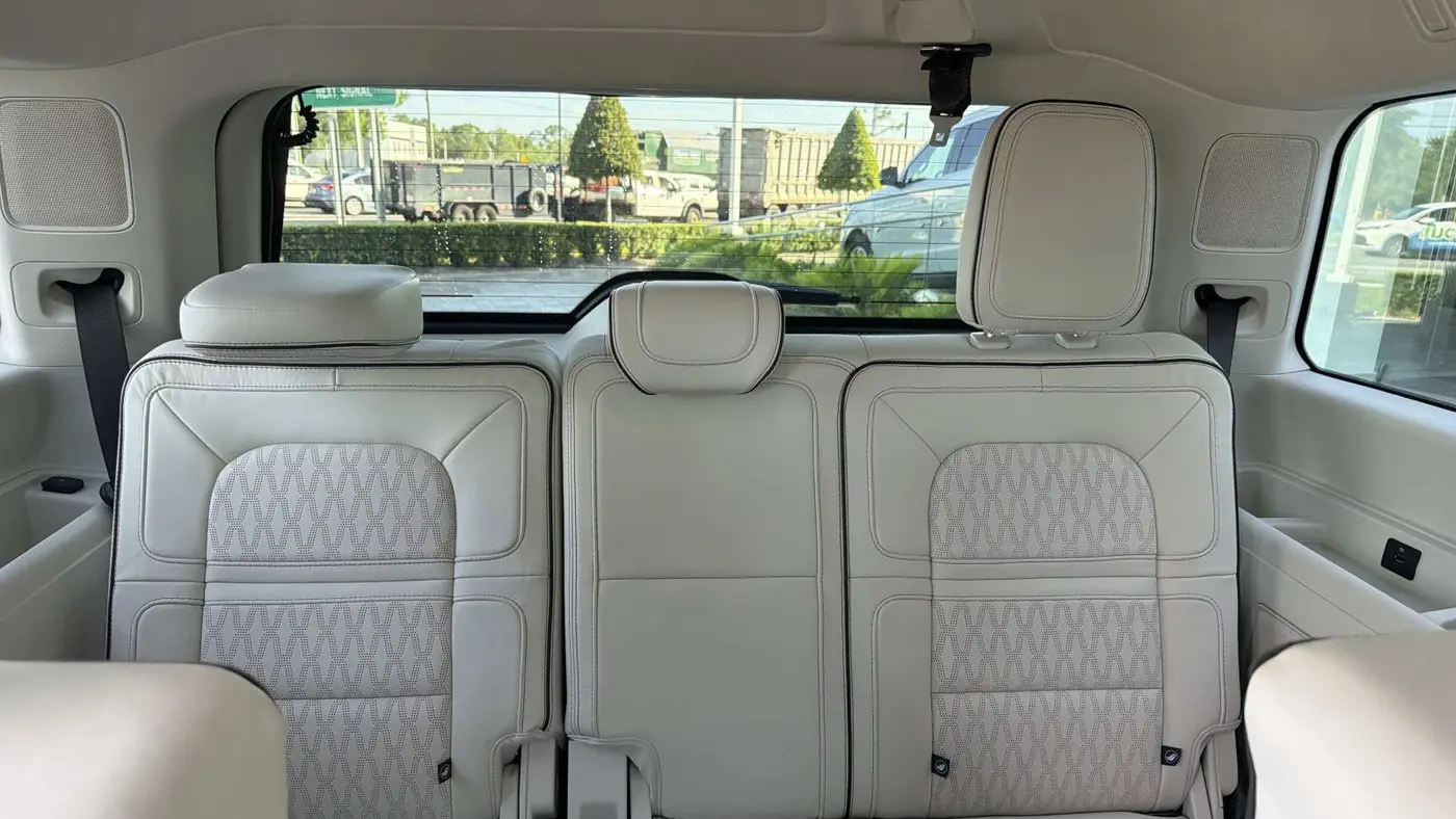 2024 Lincoln Navigator Black Label