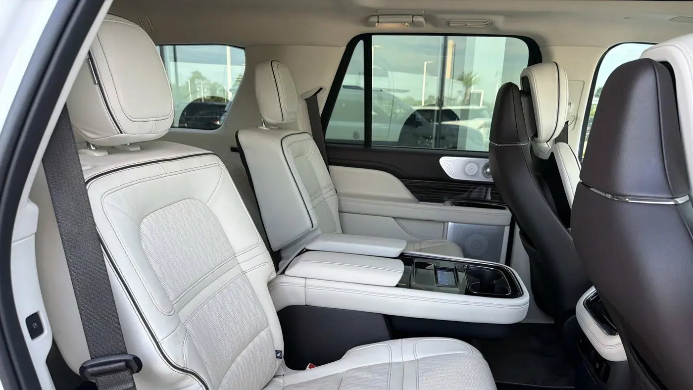 2024 Lincoln Navigator Black Label