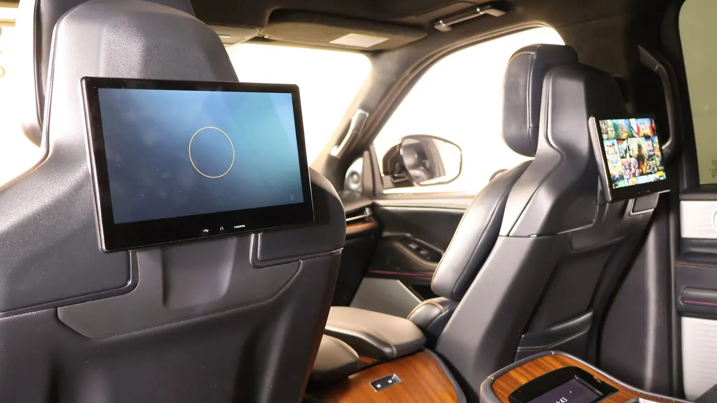 2025 Lincoln Navigator Black Label