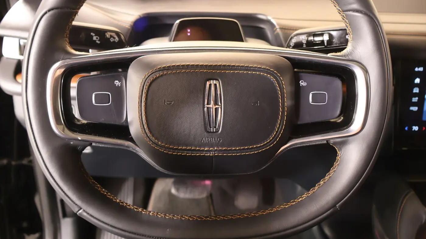 2025 Lincoln Navigator Black Label