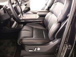 2025 Navigator Thumbnail 14
