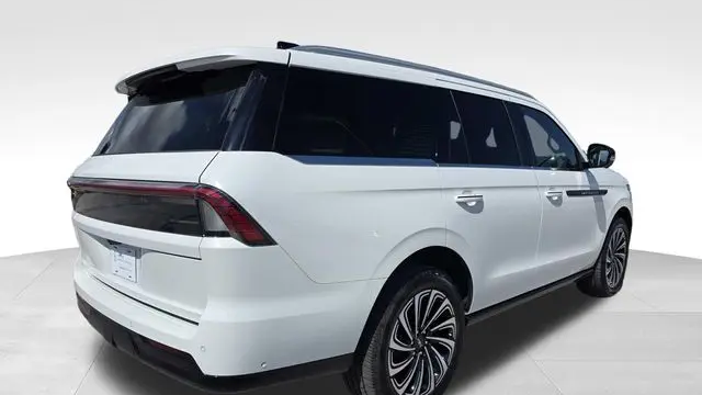 2025 Lincoln Navigator Black Label