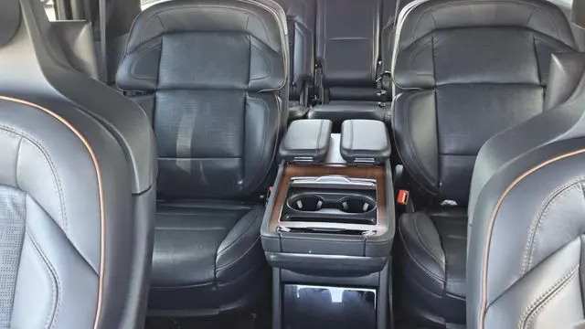 2025 Lincoln Navigator Black Label