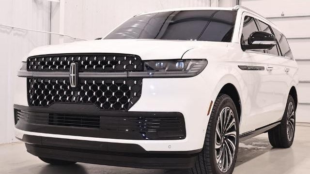 2025 Lincoln Navigator Black Label