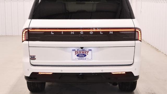 2025 Lincoln Navigator Black Label