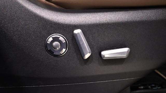 2025 Lincoln Navigator Black Label
