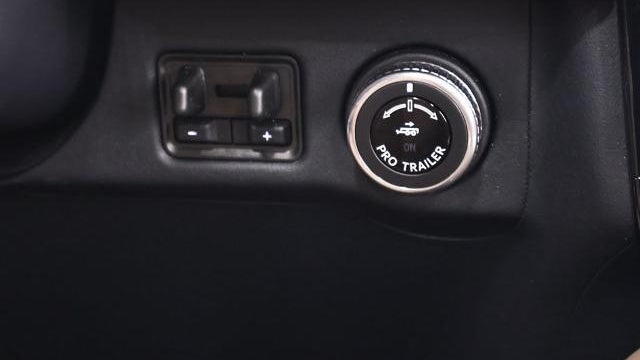 2025 Lincoln Navigator Black Label