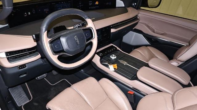 2025 Lincoln Navigator Black Label