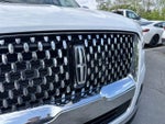 2023 Navigator Thumbnail 10