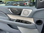 2023 Navigator Thumbnail 30