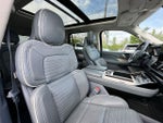 2023 Navigator Thumbnail 34