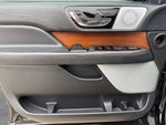 2023 Navigator Thumbnail 15