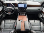 2023 Navigator Thumbnail 28