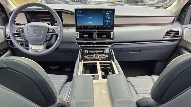 2024 Lincoln Navigator Black Label