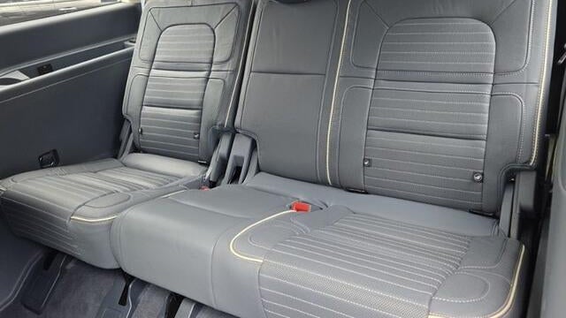 2024 Lincoln Navigator Black Label