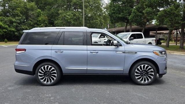 2024 Lincoln Navigator Black Label