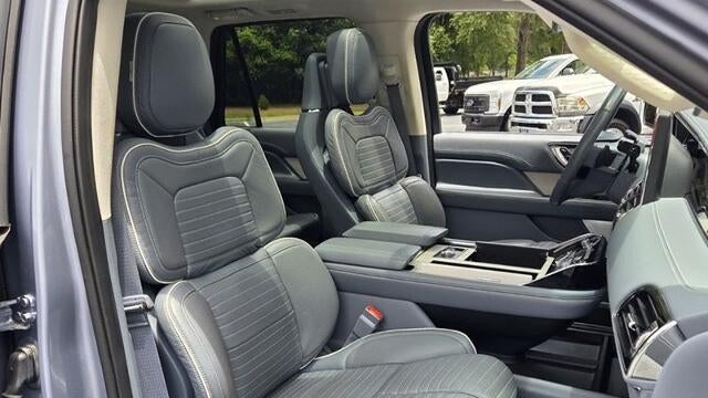 2024 Lincoln Navigator Black Label