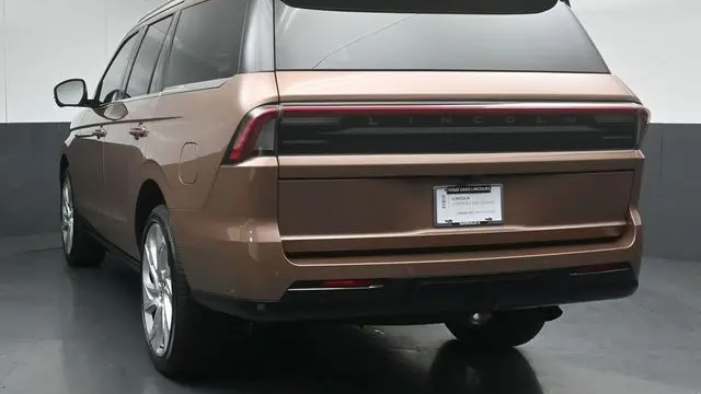 2025 Lincoln Navigator Black Label