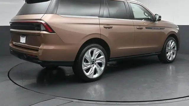 2025 Lincoln Navigator Black Label