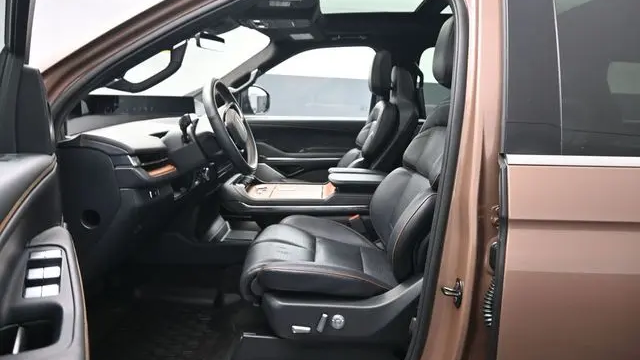 2025 Lincoln Navigator Black Label