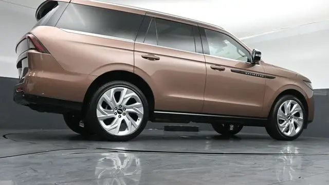2025 Lincoln Navigator Black Label