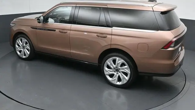 2025 Lincoln Navigator Black Label