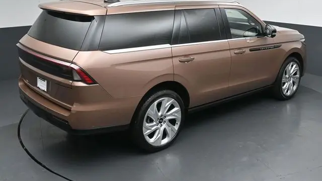 2025 Lincoln Navigator Black Label
