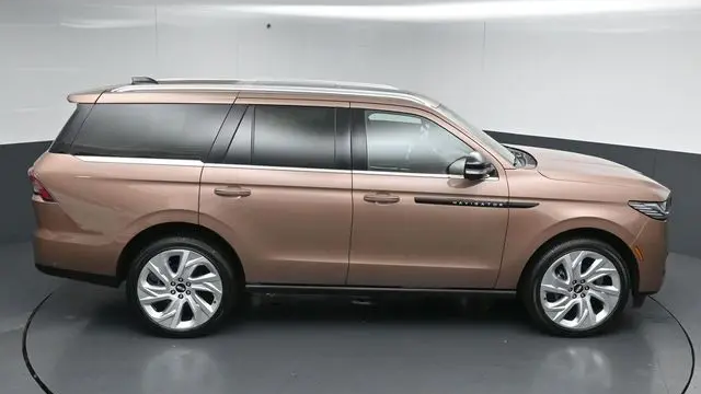2025 Lincoln Navigator Black Label