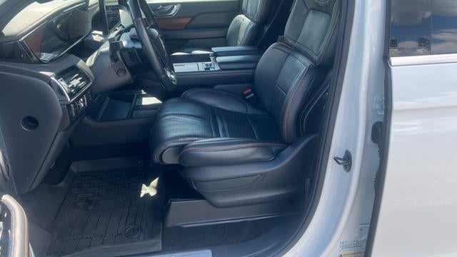 2023 Lincoln Navigator Black Label