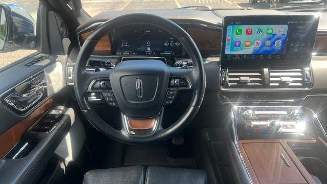 2023 Lincoln Navigator Black Label