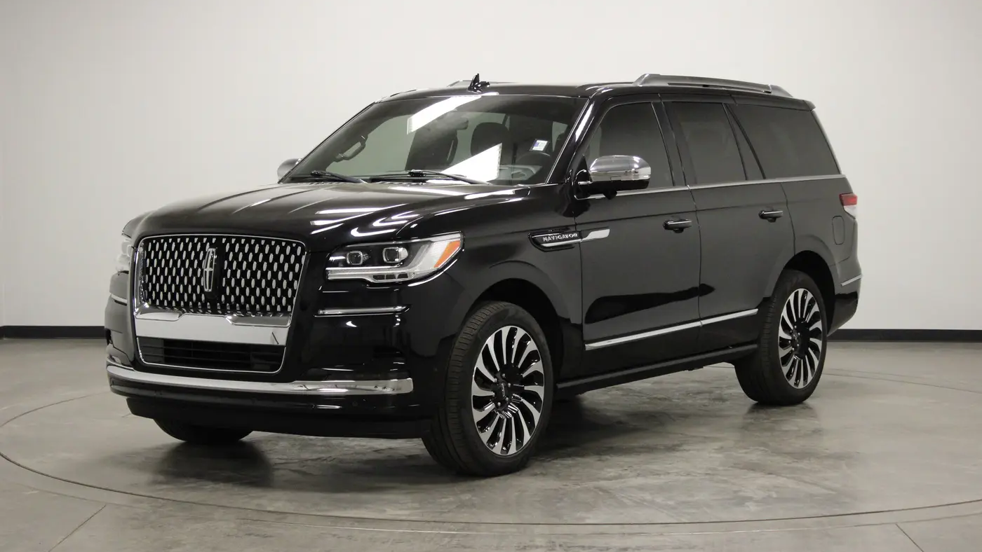 2023 Lincoln Navigator Black Label