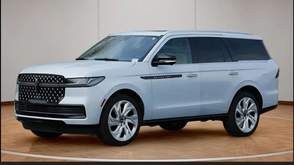 Preowned 2025 Lincoln Navigator Black Label for Sale