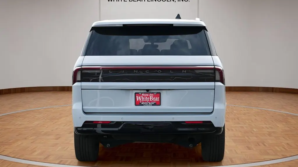 2025 Lincoln Navigator Black Label