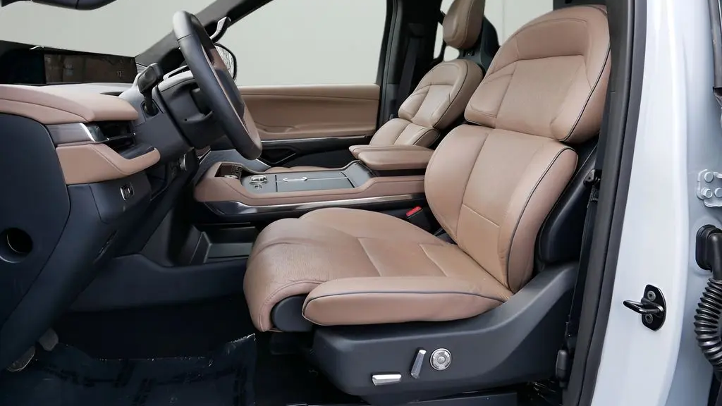 2025 Lincoln Navigator Black Label