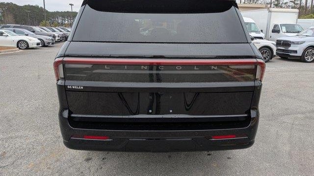 2025 Lincoln Navigator Black Label