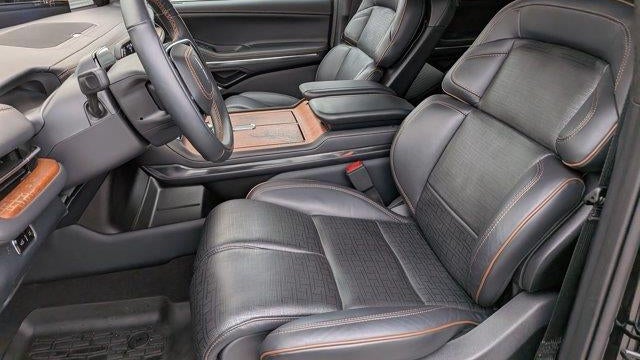 2025 Lincoln Navigator Black Label
