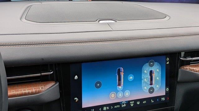2025 Lincoln Navigator Black Label