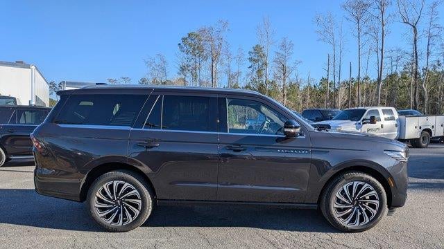 2025 Lincoln Navigator Black Label
