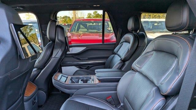 2025 Lincoln Navigator Black Label
