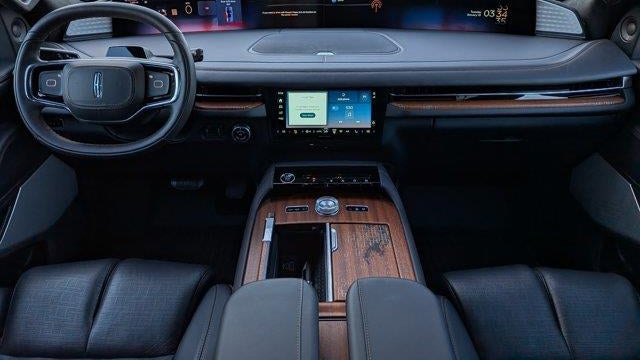2025 Lincoln Navigator Black Label
