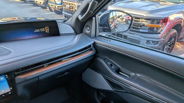 2025 Lincoln Navigator Black Label